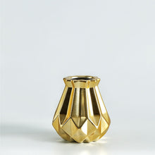Load image into Gallery viewer, Europe Gold Matt Diamond Porcelain Vase