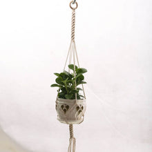 Load image into Gallery viewer, Macrame plant hanger flower