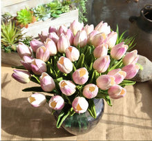 Load image into Gallery viewer, NieNie 31Pcs/Lot Tulips Artificial Flowers PU Fake Flowers Real touch flowers for Wedding Decoration Home Party Decoration