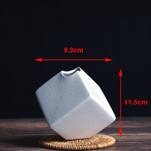 Load image into Gallery viewer, Modern Ceramic Vase